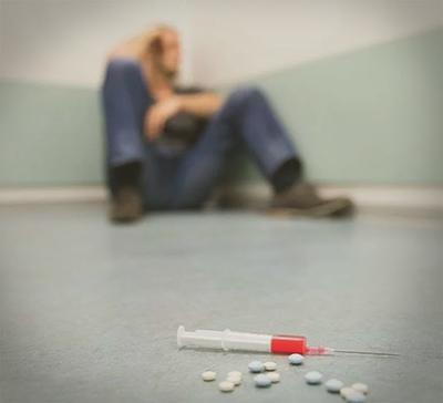 Рука и наркотики
